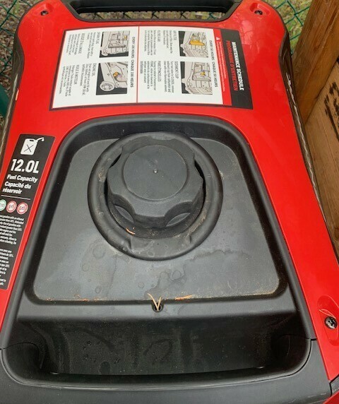 12L capacity fuel tank
